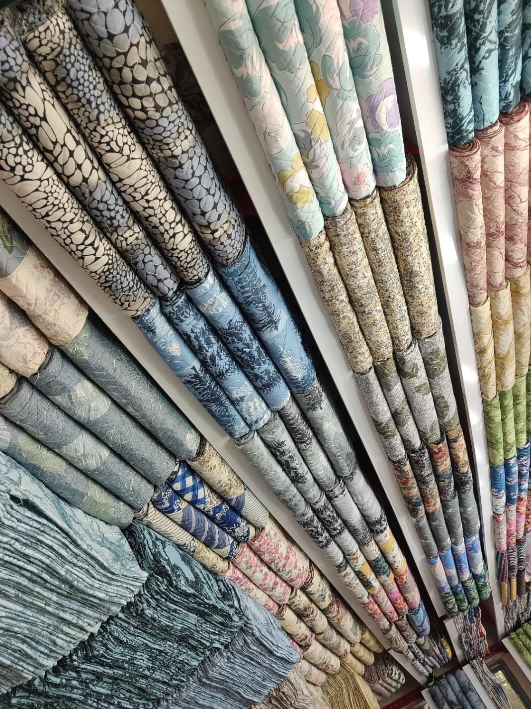 تولید و پخش روبالشتی نخی|رختخواب، بالش، پتو|مشهد, عنصری|دیوار