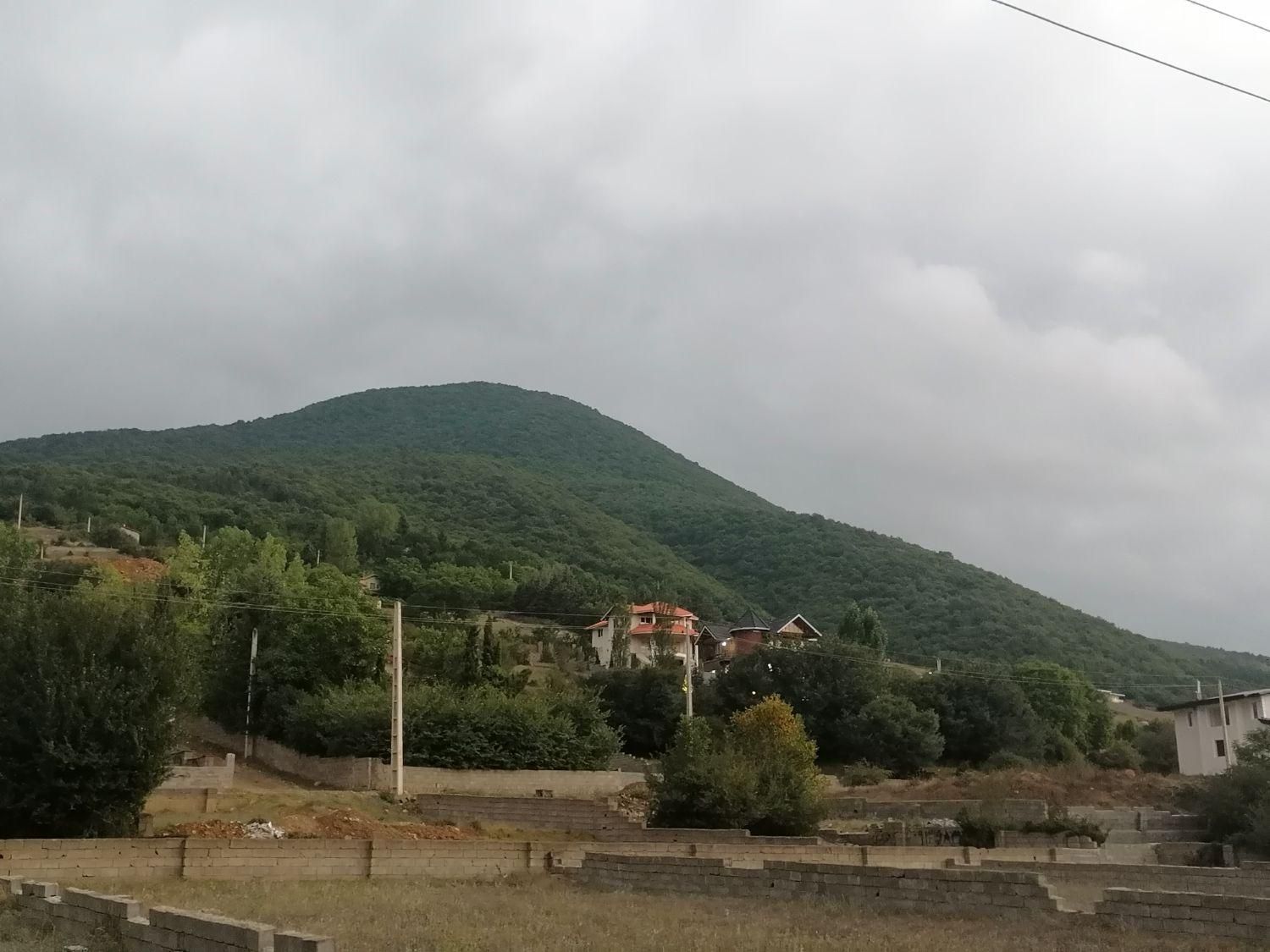 اجاره ویلا روزانه وشبانه دامنه جنگل .نزدیک فروشگاه|اجارهٔ کوتاه‌مدت ویلا و باغ|کلاردشت, |دیوار