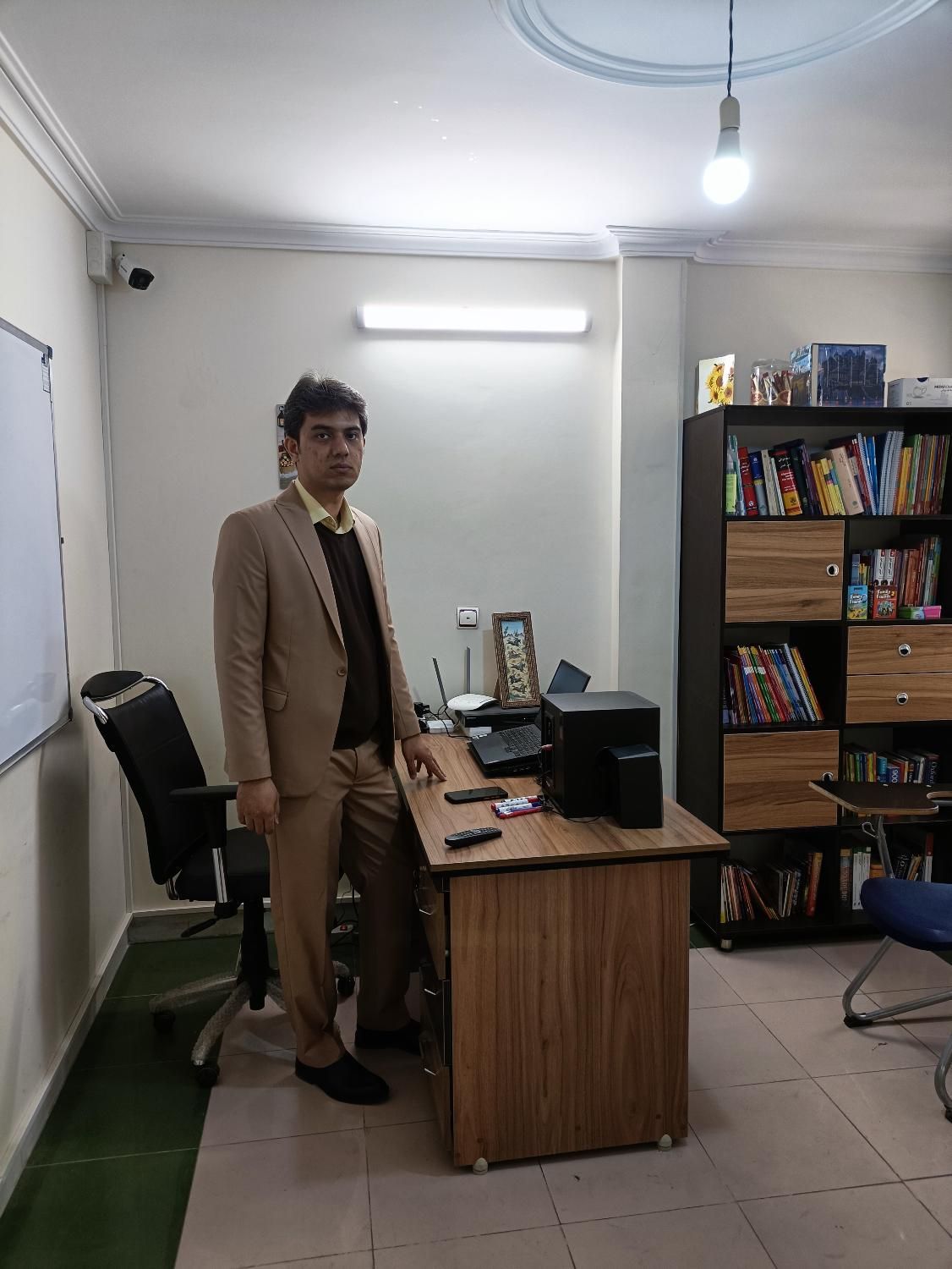 تدریس خصوصی انگلیسی کودکان و نوجوانان (تضمینی)|خدمات آموزشی|همدان, |دیوار