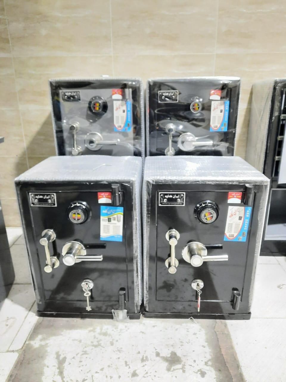 گاوصندوق مدلهای ۱۰۱ ۱۲۱ خانگی اداری ( گاوصندوق )|ابزارآلات|تهران, شهرک طالقانی|دیوار