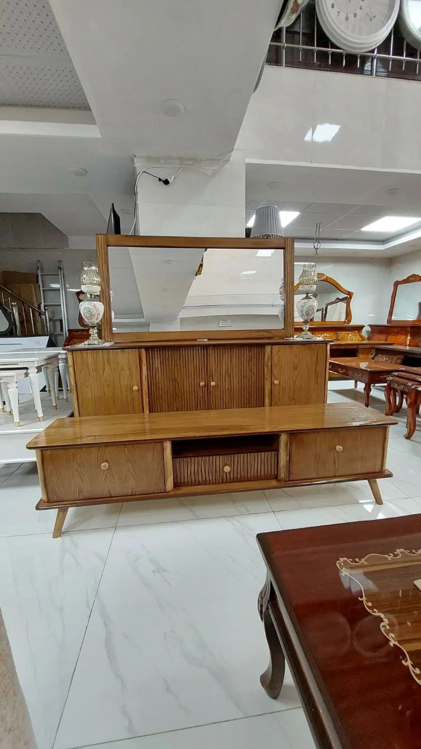 آینه‌کنسول و میزتلویزیون.چوبی و ام دی اف|بوفه، ویترین، کنسول|ارومیه, |دیوار