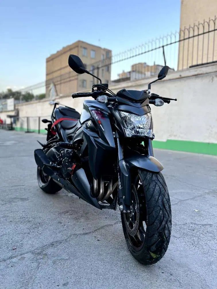 gsx1000s suzuki|موتورسیکلت|کرج, فاز ۱ مهرشهر|دیوار