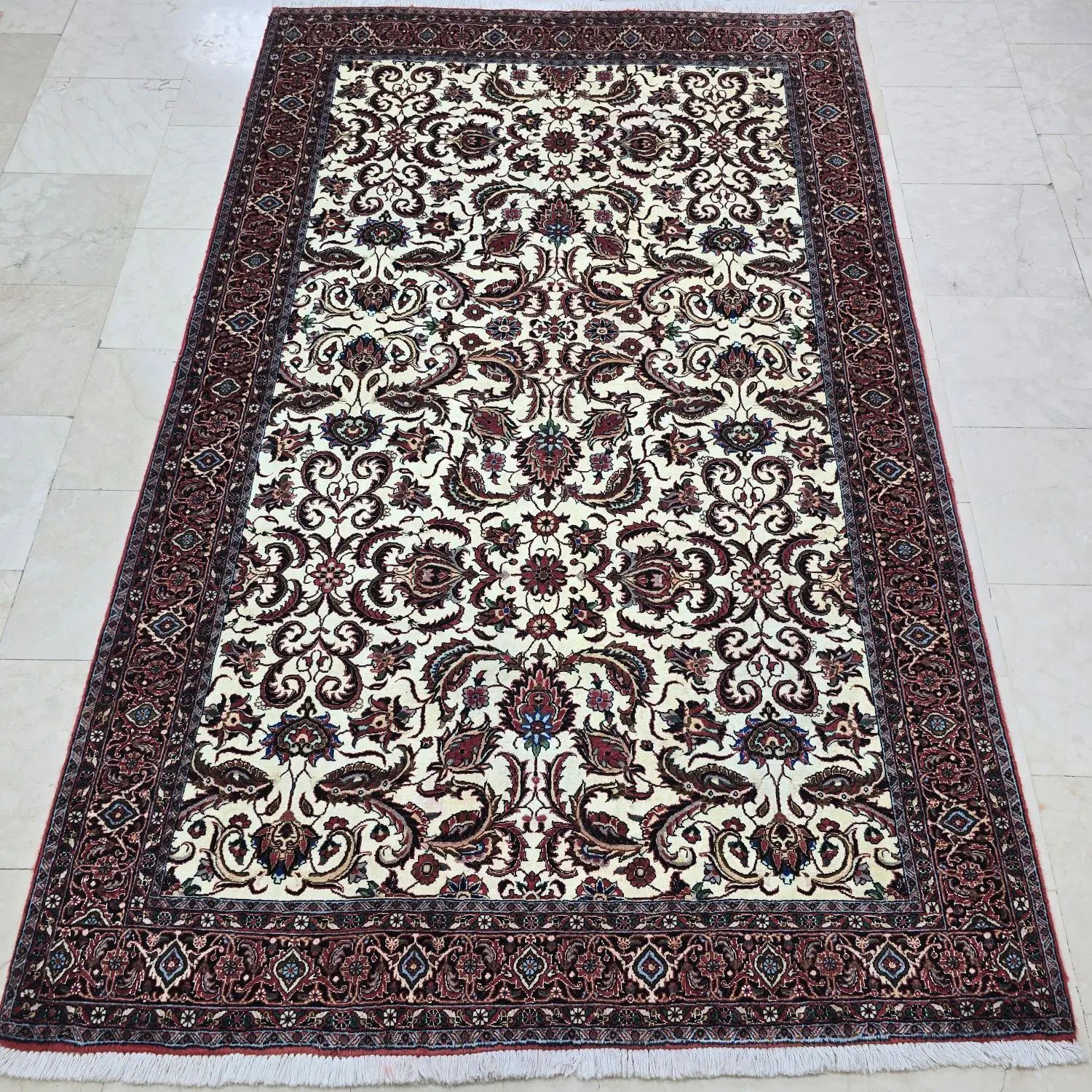 قالیچه دستباف طرح افشان گل‌ابریشم اصل بیجار|فرش|تهران, شیراز|دیوار