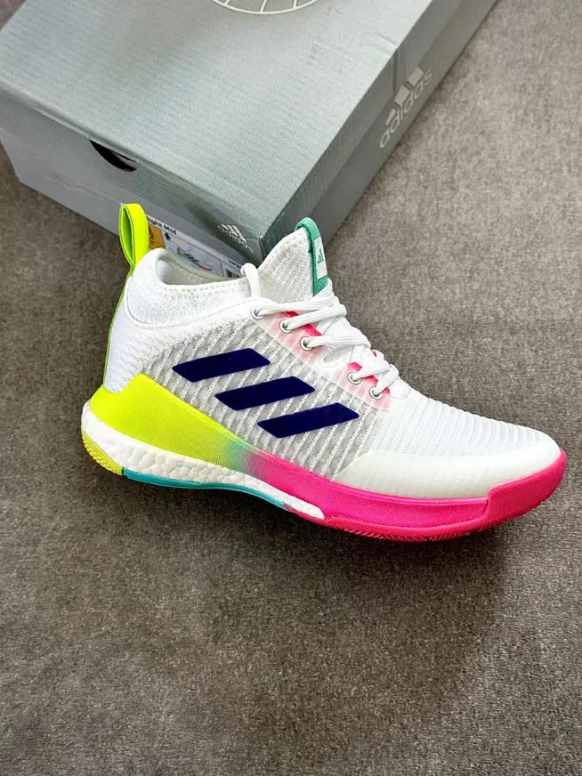 کفش والیبال آدیداس مدل Adidas Crazy Flight|کیف، کفش، کمربند|اصفهان, درب کوشک|دیوار