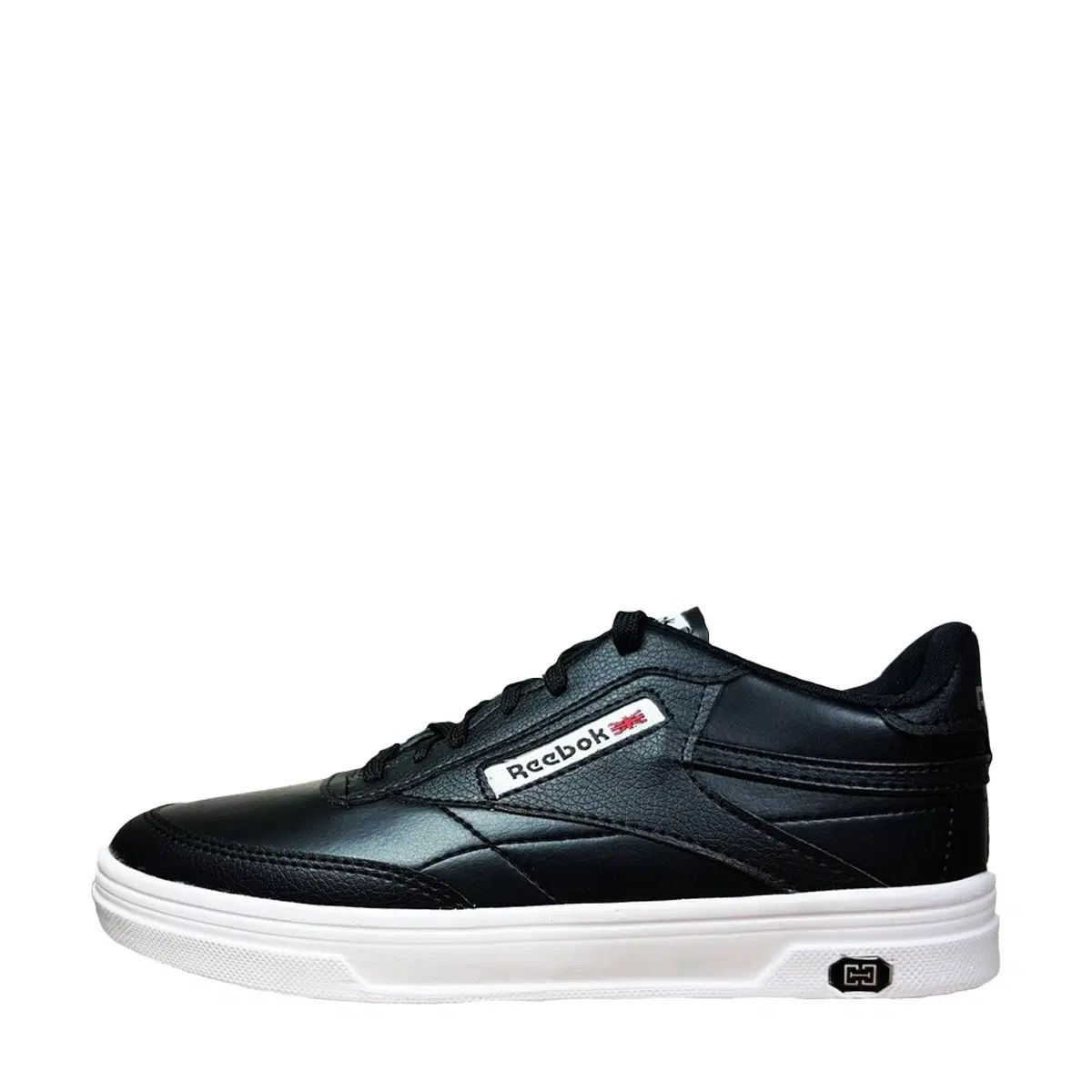 کفش ورزشی Reebok مردانه مشکی زیره سفیدمدل Flag|کیف، کفش، کمربند|تهران, اقدسیه|دیوار