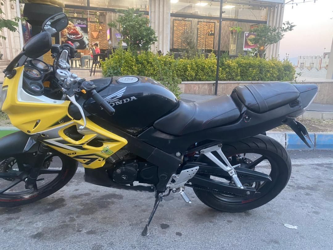 cbr150|موتورسیکلت|تهران, اتحاد|دیوار