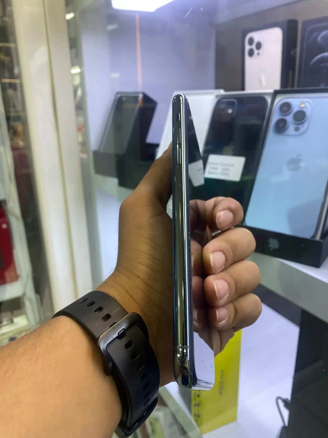 iphone 11 pro max دوسیم کارت پک اصلی|موبایل|تهران, فلسطین (میدان انقلاب)|دیوار