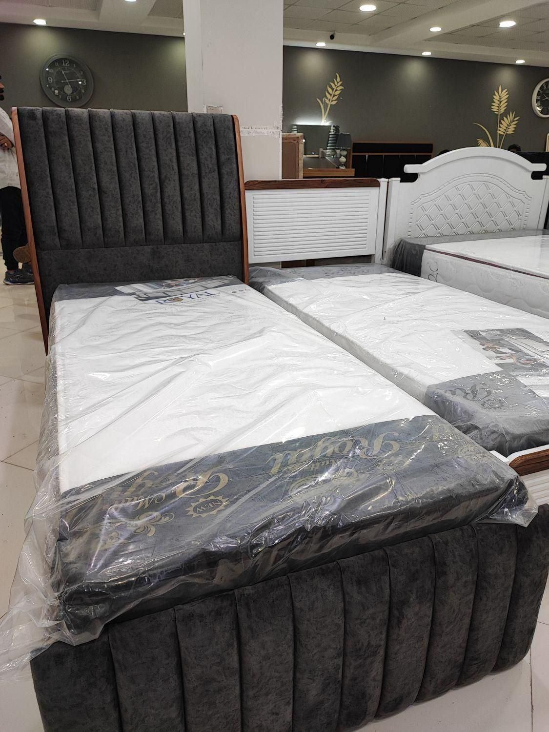 تخت*تختخواب تکنفره برند اصیل و تاپ ضمانتی|تخت و سرویس خواب|مشهد, شهرک رازی (شهرک غرب)|دیوار