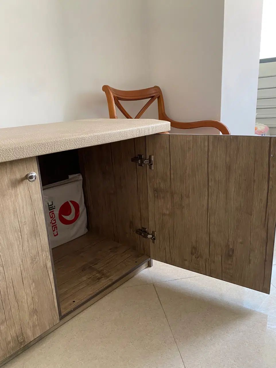 کابینت تخت دار برای مصرف مطب و سالن زیبایی|جاکفشی، کمد، دراور|تهران, شهرک چیتگر|دیوار
