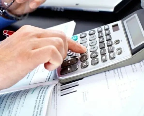 استخدام خانم حسابدار و خانم انباردار|استخدام مالی، حسابداری، حقوقی|اصفهان, کوی راه حق|دیوار
