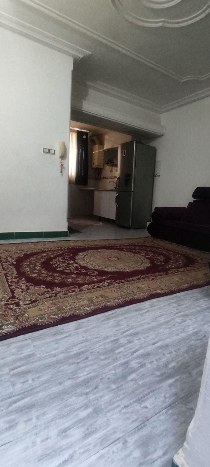 اجاره روزانه نزدیک میدان شهرداری مجرد و خانواده|اجارهٔ کوتاه‌مدت آپارتمان و سوئیت|رشت, دیانتی|دیوار