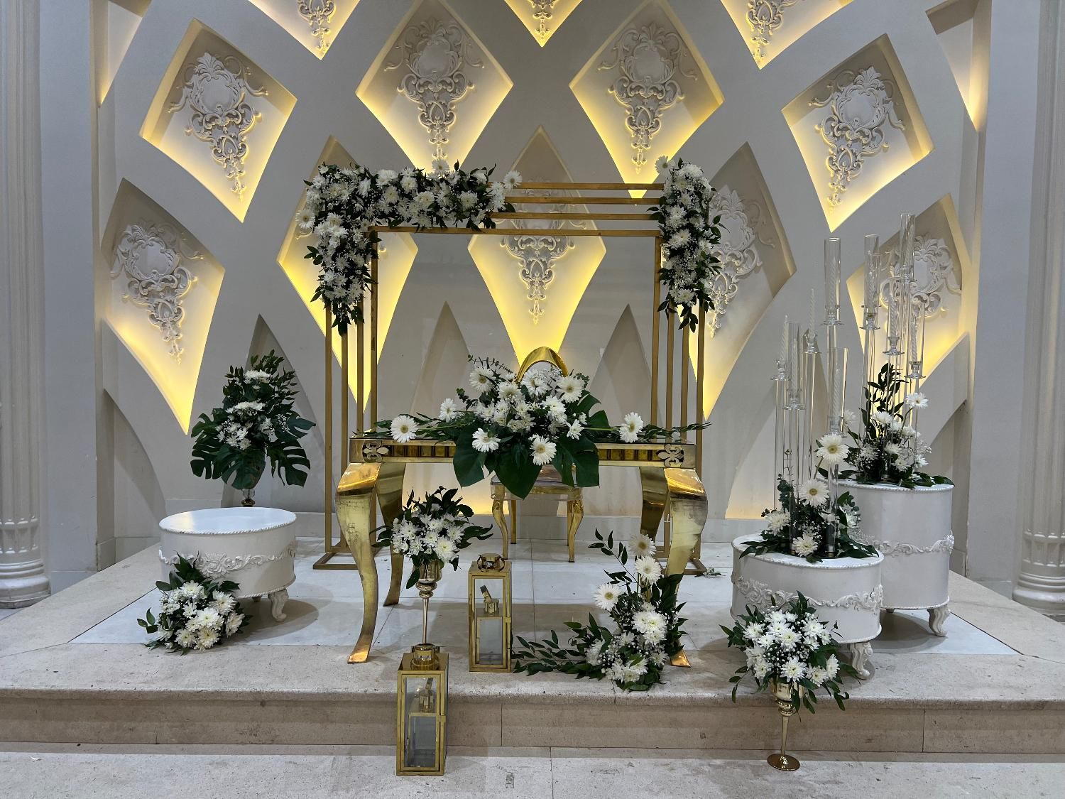 ماشین عروس،جایگاه عروس(تالار) دسته گل|خدمات پذیرایی، مراسم|سبزوار, ولیعصر (نجار آباد)|دیوار