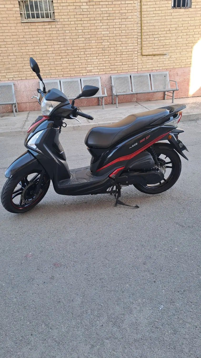 لاکی 180 sym مدل 98|موتورسیکلت|تهران, شهرک امام خمینی|دیوار