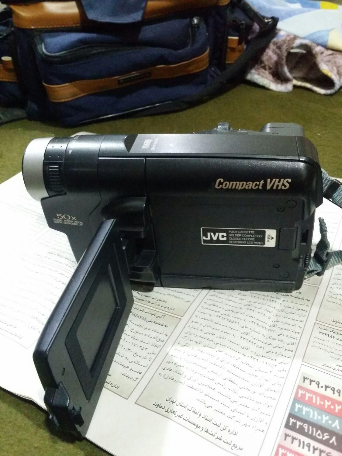 دوربین هندی کم ژاپنی  JVC نوار VHS کوچک  خور سالم|دوربین عکاسی و فیلم‌برداری|کرج, چهارصد دستگاه|دیوار