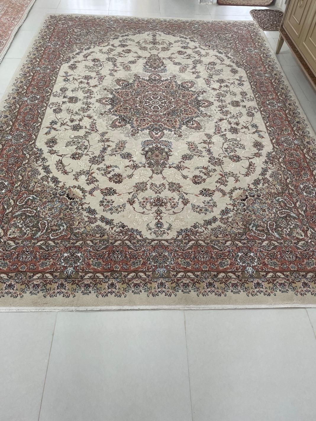 یک عدد فرش ۹متری|فرش|اراک, |دیوار