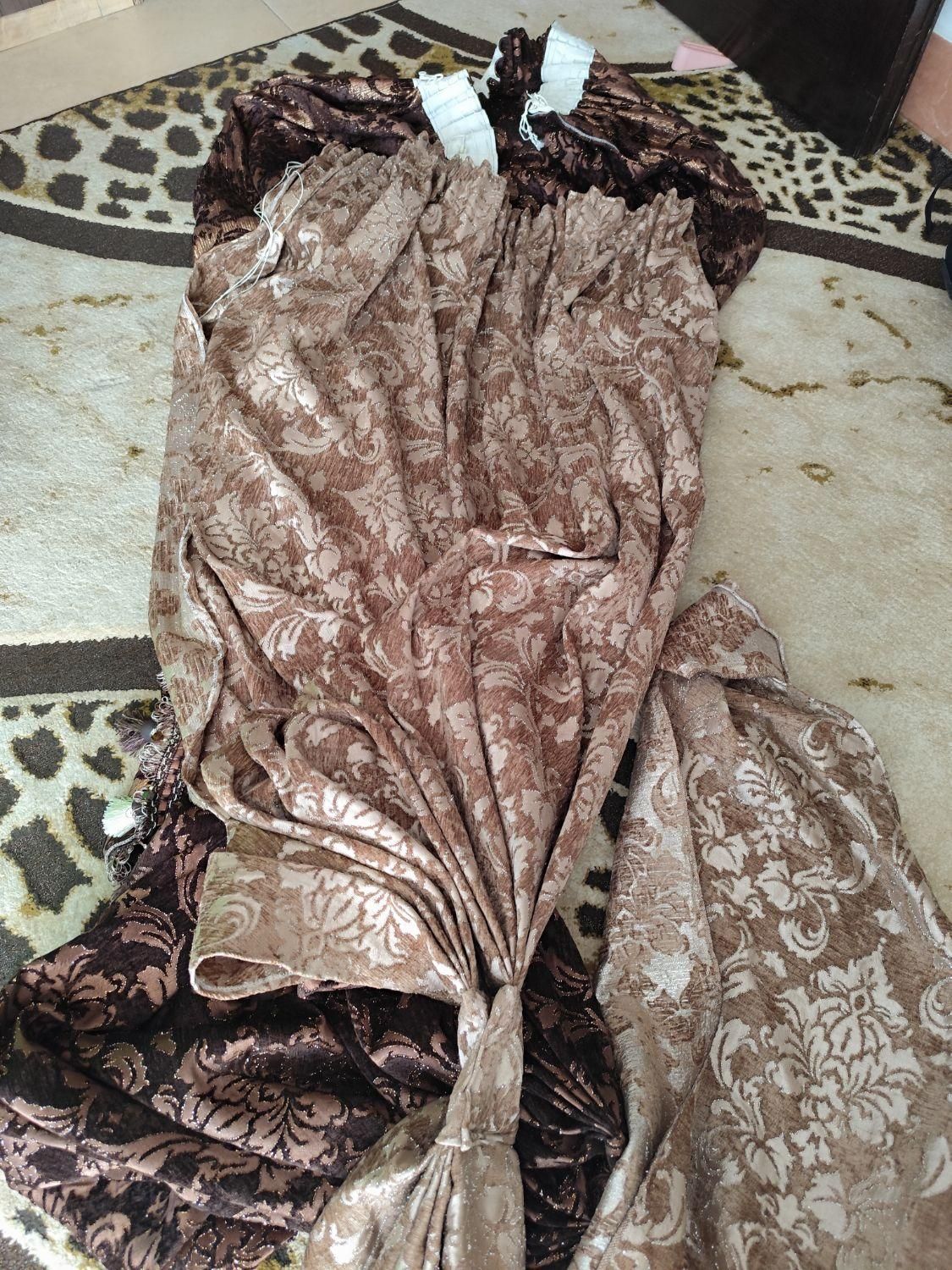 پرده تمیز‌وشیک‌|پرده، رانر، رومیزی|گلپایگان, |دیوار