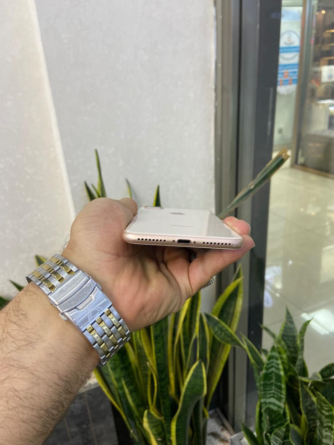 اپل ایفون iPhone 8پلاس ۲۵۶‌ گلد خوشمزه و استثنایی|موبایل|اصفهان, احمدآباد|دیوار