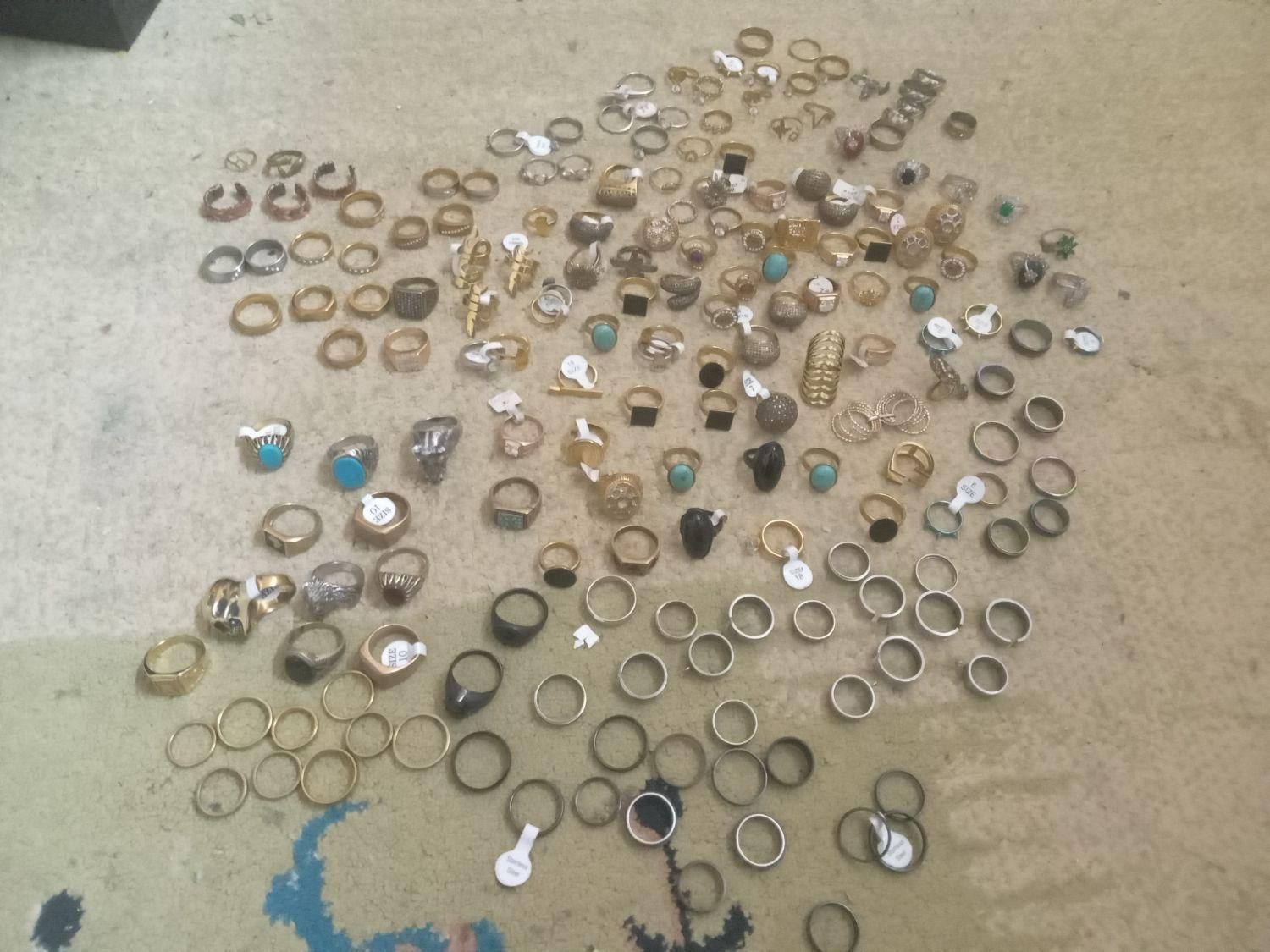 فروش بدلیجات عمده تکی تخفیف ۵۰درصدزوم کنید|بدلیجات|خرمشهر, |دیوار