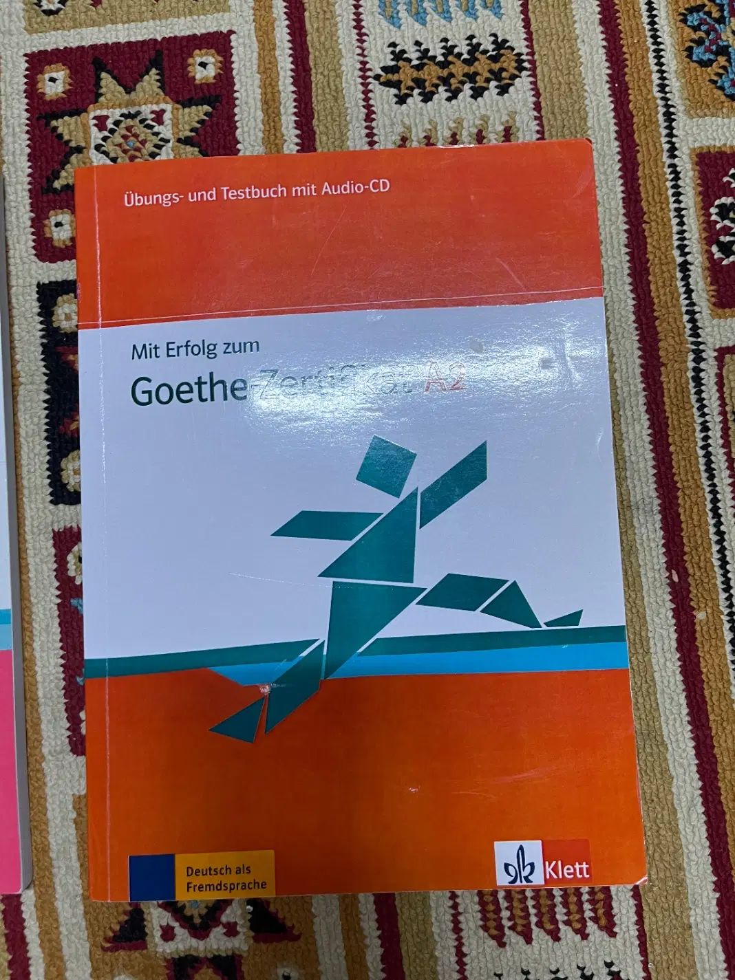 کتاب آمادگی آزمون زبان آلمانی|کتاب و مجله آموزشی|تهران, بلوار کشاورز|دیوار