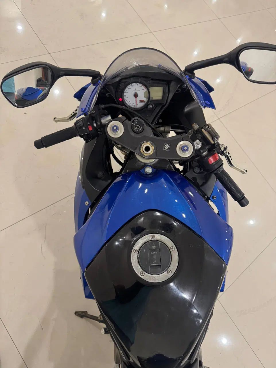 Gsxr600|موتورسیکلت|تهران, زعفرانیه|دیوار