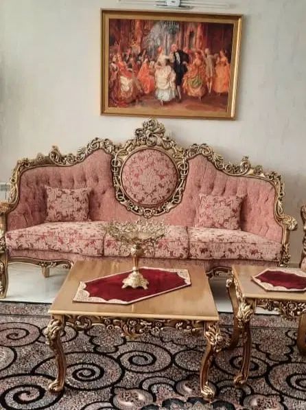 مبل ۷نفره با جلو میزی با اینه کنسول ساعت تخت سنتی|مبلمان خانگی و میز عسلی|محمدشهر, محمدشهر|دیوار