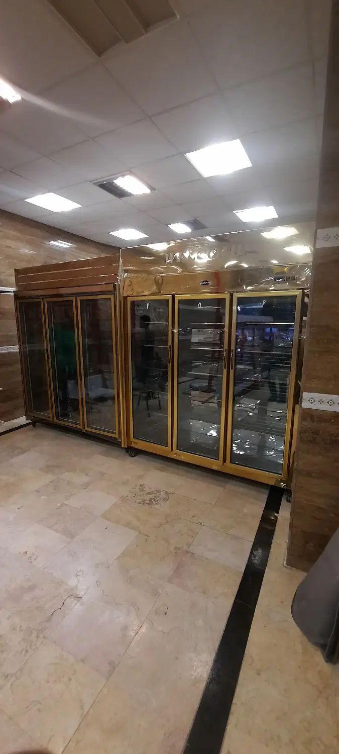 خریدار (فروشنده )یخچال ایستاده فروشگاهی|فروشگاه و مغازه|کرج, عظیمیه|دیوار