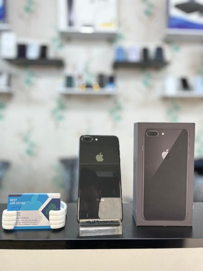 اپل iPhone 8 Plus ۶۴ گیگابایت|موبایل|تهران, ظهیرآباد|دیوار