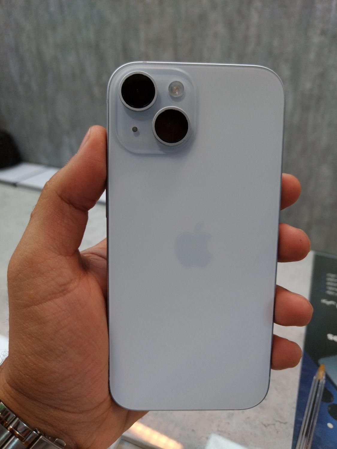اپل iPhone 15 با حافظهٔ ۱۲۸ گیگابایت|موبایل|اصفهان, گلزار|دیوار