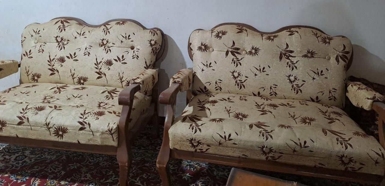 مبل تمیز شسته شده بسیار باکیفیت کرم قهوه ای ۶نفره|مبلمان خانگی و میز عسلی|مسجد سلیمان, |دیوار