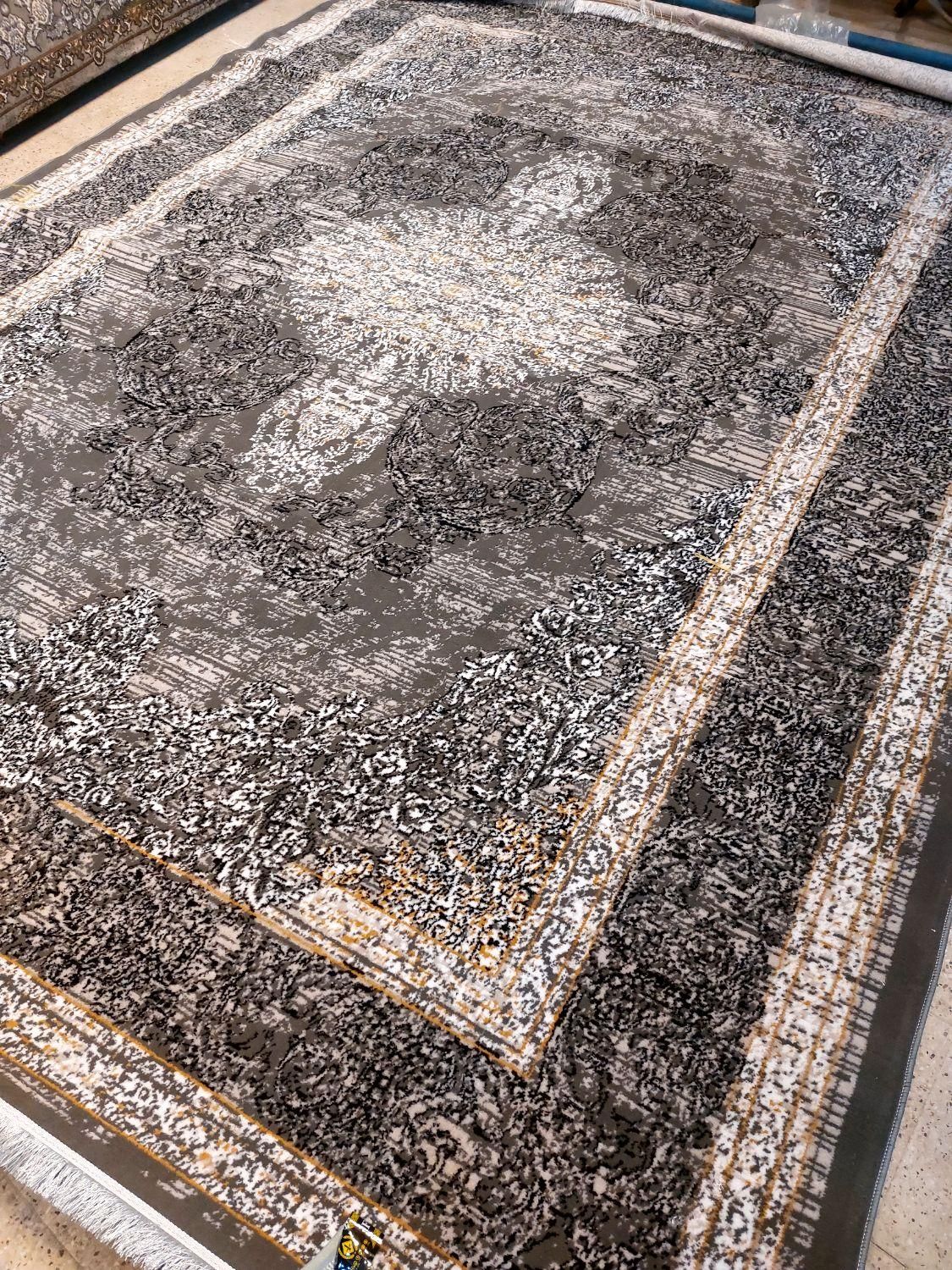 فرش۱۲متری طرح مانلی فیلی ۷۰۰شانه تمام نخ BCF شرکتی|فرش|مشهد, طلاب|دیوار