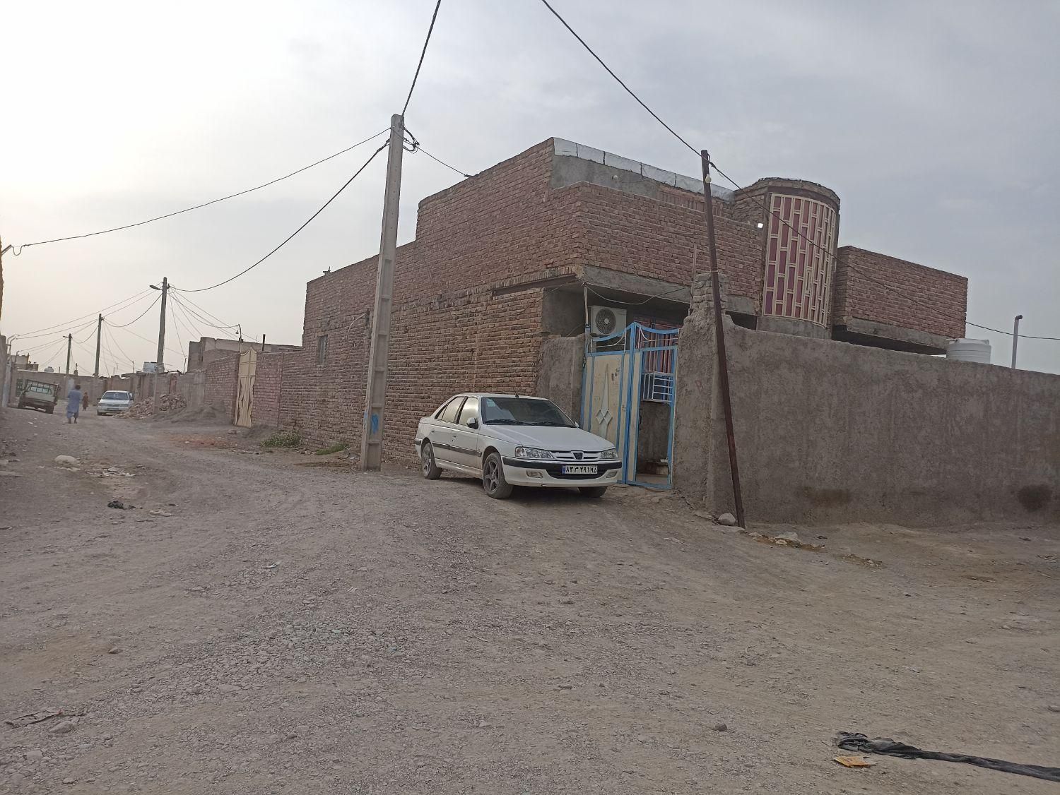 منزل دو نبش 250 متری ۴خوابه چاه جمال نبش توحید11|فروش خانه و ویلا|ایرانشهر, |دیوار