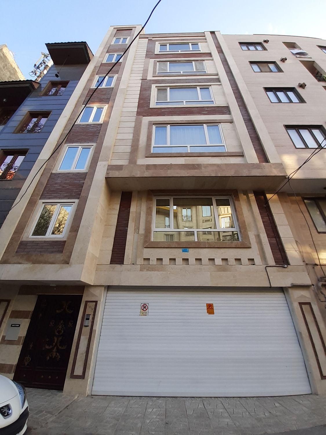 واحد ۱۰۰متری/میدان ساعت/تک واحدی|پیشفروش املاک|پاکدشت, پاکدشت (مامازند)|دیوار