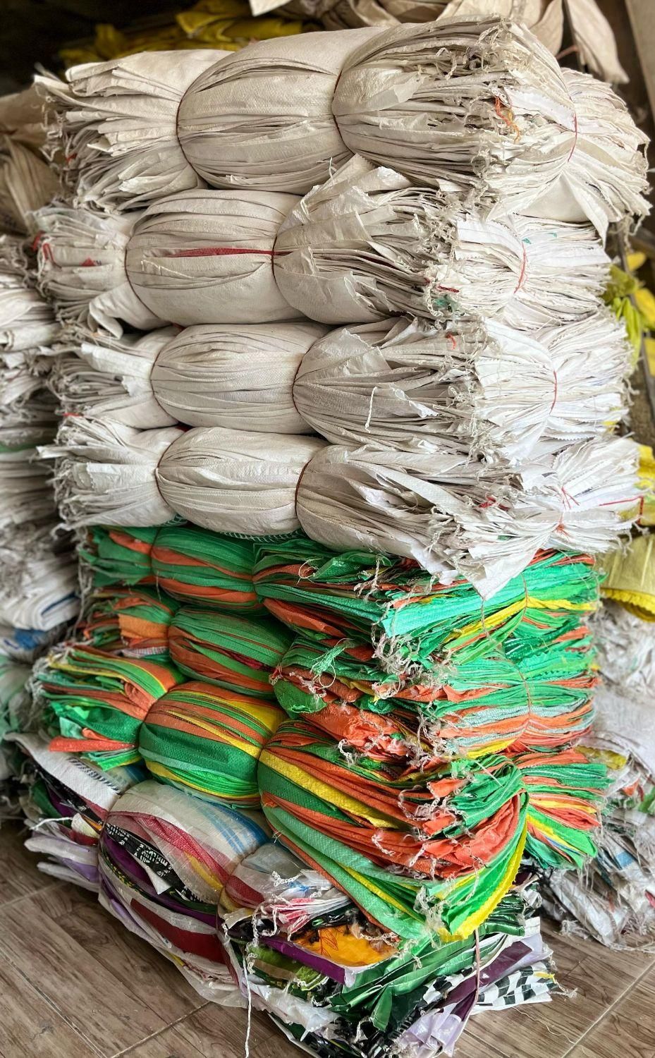 گونی (کیسه)|عمده‌فروشی|ری, شهید غیوری (ابن باویه)|دیوار