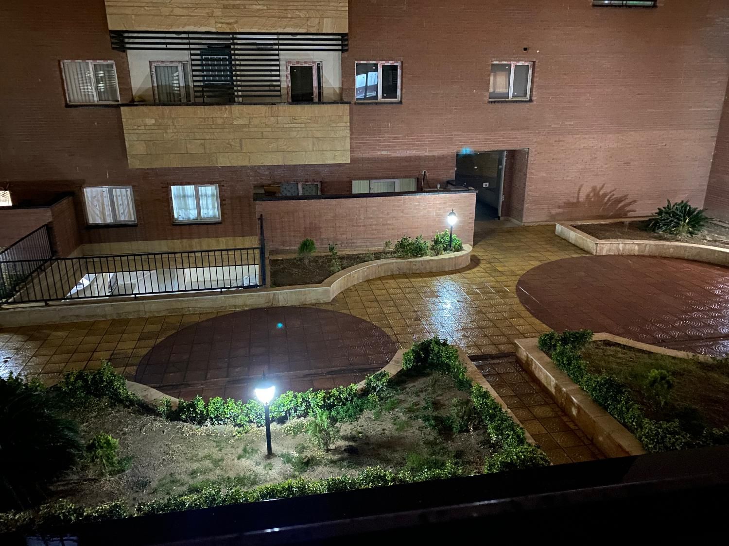 آپارتمان ۸۸ متری دو خواب محله مولوی