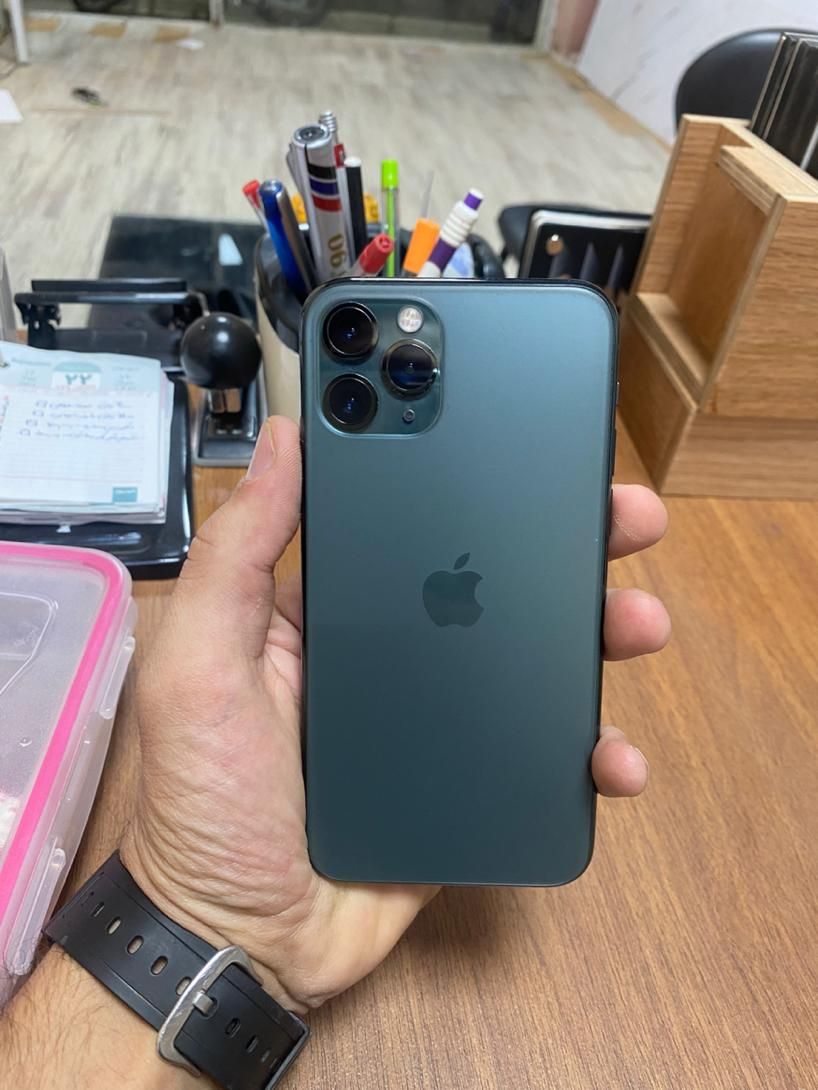 اپل iPhone 11 Pro با حافظهٔ ۲۵۶ گیگابایت|موبایل|دامغان, |دیوار