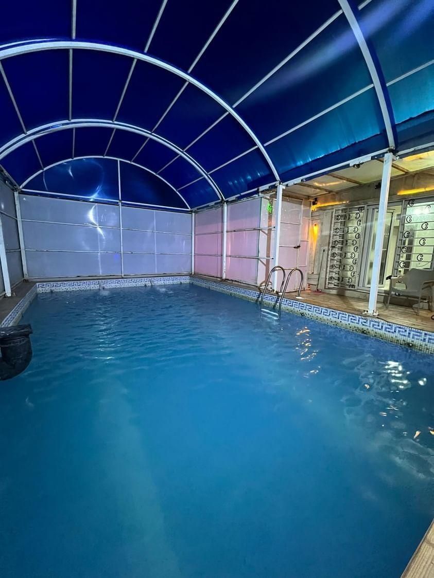 اجاره روزانه/هفتگی/ماهانه ویلا ۵۰۰ متری|اجارهٔ کوتاهمدت ویلا و باغ|هشتگرد, شهرک سهیلیه|دیوار