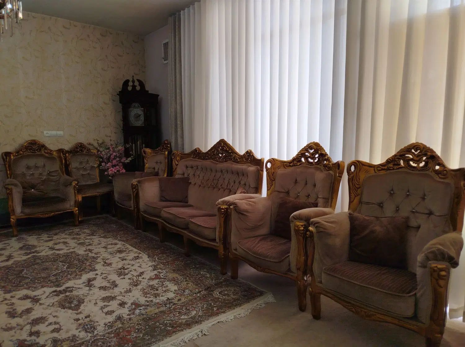 مبلمان استیل چوب راش،پارچه ترک ،قیمتویترین جداست..|مبلمان خانگی و میز عسلی|تهران, هفده شهریور|دیوار