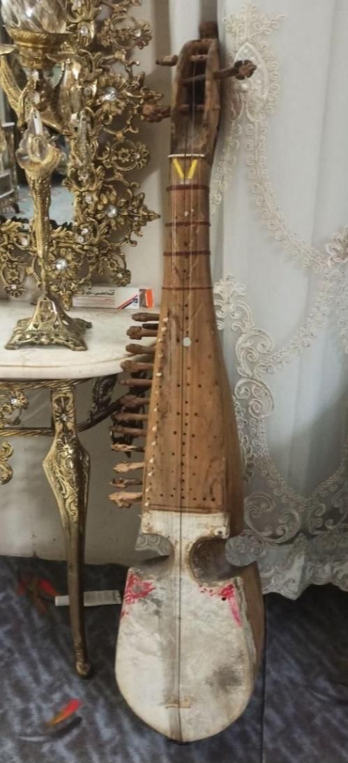 رباب،طبله شمالی|سازهای سنتی|قرچک, |دیوار