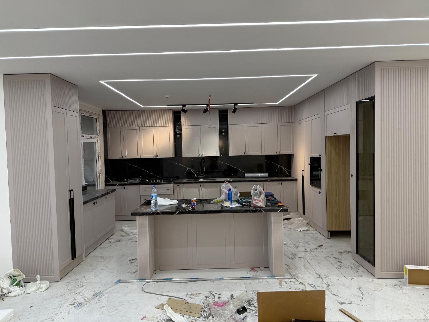 تکمیل دکوراسیون واحد خشک/کناف/نقاشی/نورپردازی/و|خدمات پیشه و مهارت|کرمانشاه, |دیوار