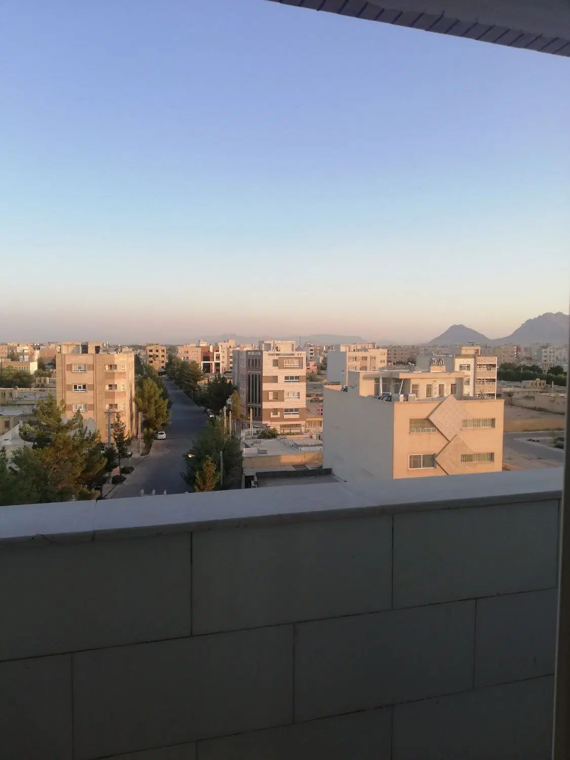۱۱۵ متری ۳ خواب، فول ، روبرو پارک، نبش بعثت بابایی|فروش آپارتمان|شاهین‌شهر, اقبال لاهوری|دیوار