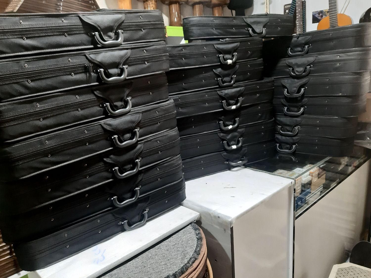 ویولون|ویولن|اصفهان, برازنده|دیوار