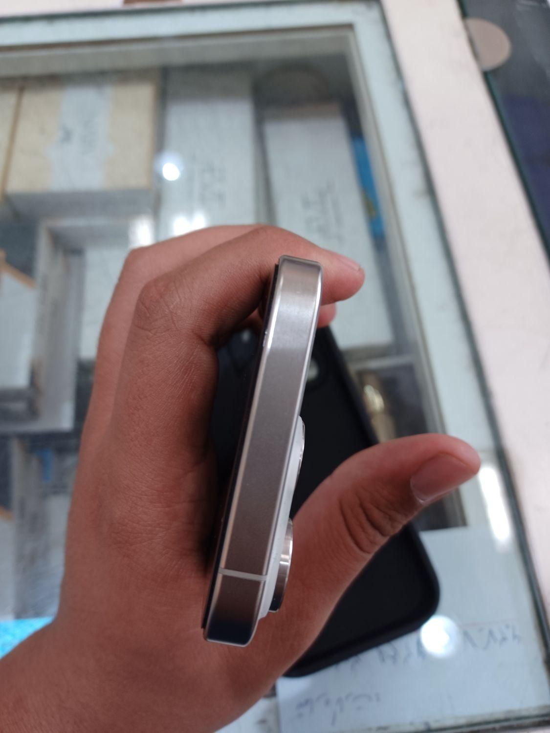 اپل iPhone 15Pro با حافظهٔ ۱۲۸ گیگابایت گوشی نو نو|موبایل|تهران, اوقاف|دیوار