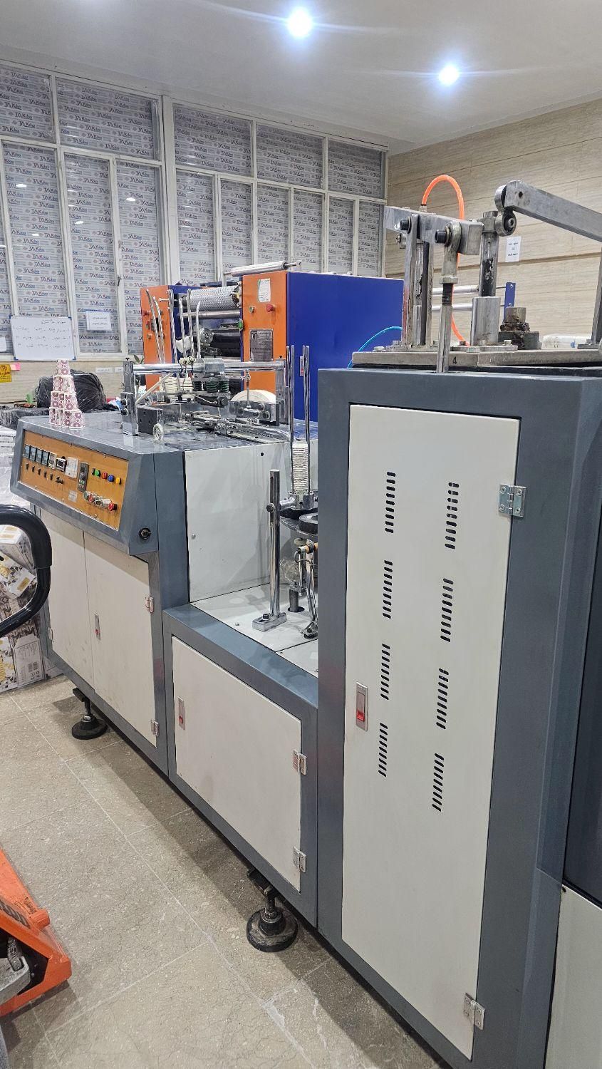 دستگاه تولید لیوان کاغذی شات قهوه خوری|ماشین‌آلات صنعتی|مشهد, وکیل‌آباد|دیوار