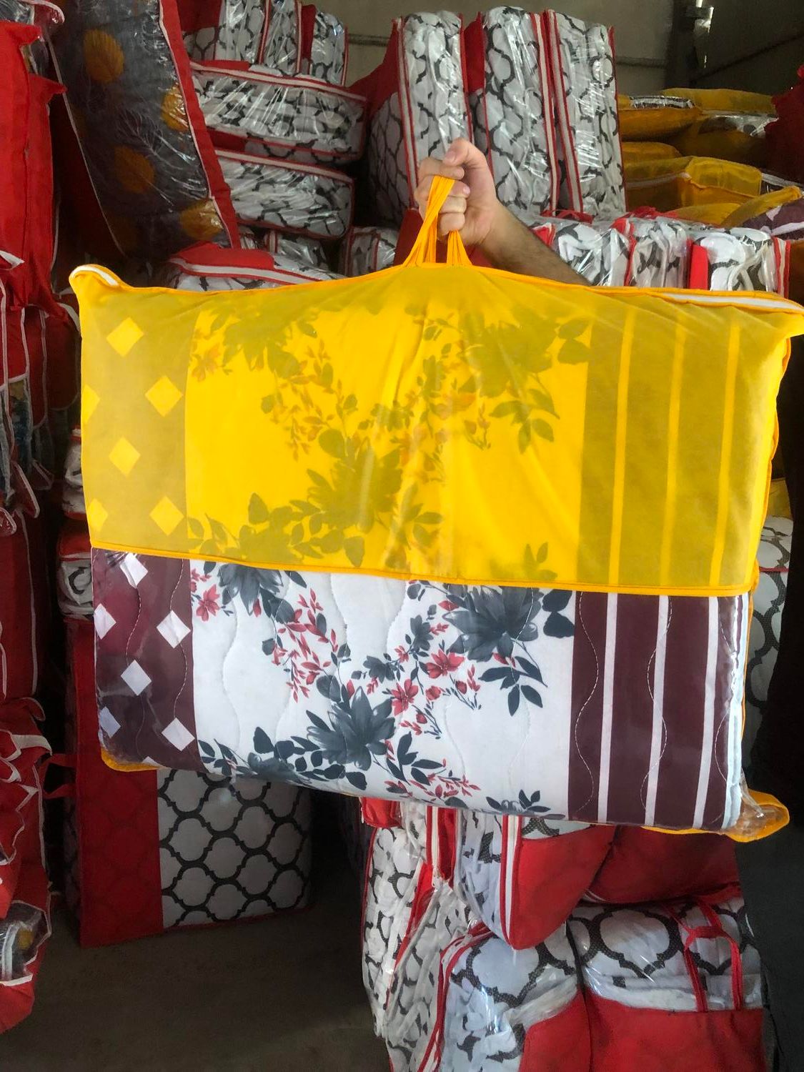 تشک مهمان|رختخواب، بالش، پتو|دزفول, |دیوار