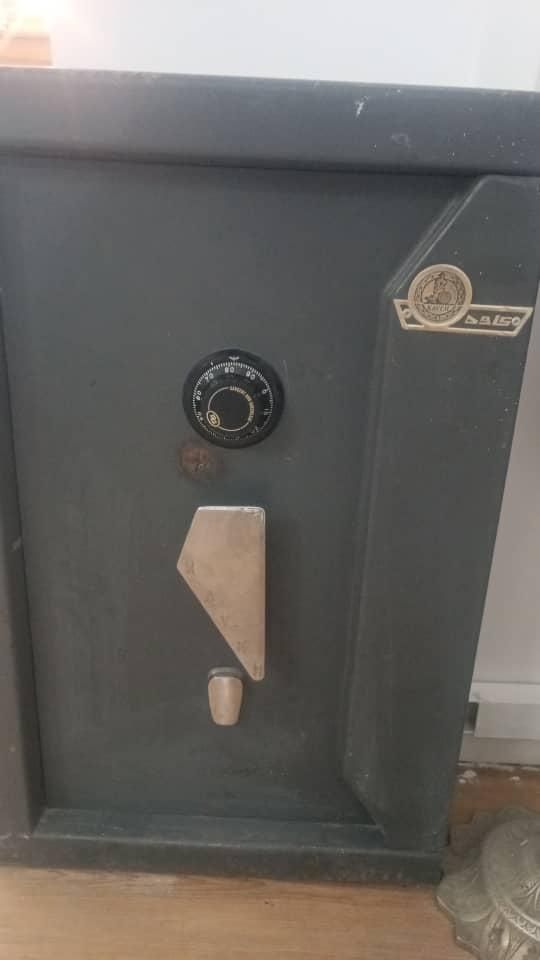 قفل و کلیدشاهدفلاحی اقدسیه‌ الهیه قفلسازی کلیدسازی|خدمات پیشه و مهارت|مشهد, شاهد (شهرک غرب)|دیوار