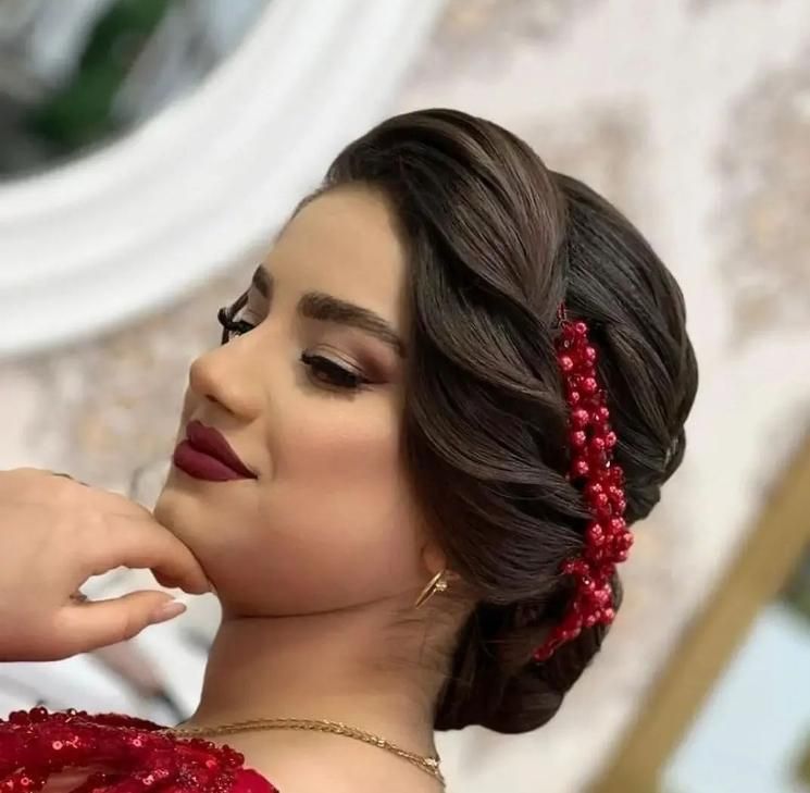 آموزشگاه آرایشگری زنانه|خدمات آرایشگری و زیبایی|شیراز, سیاه سنگ|دیوار