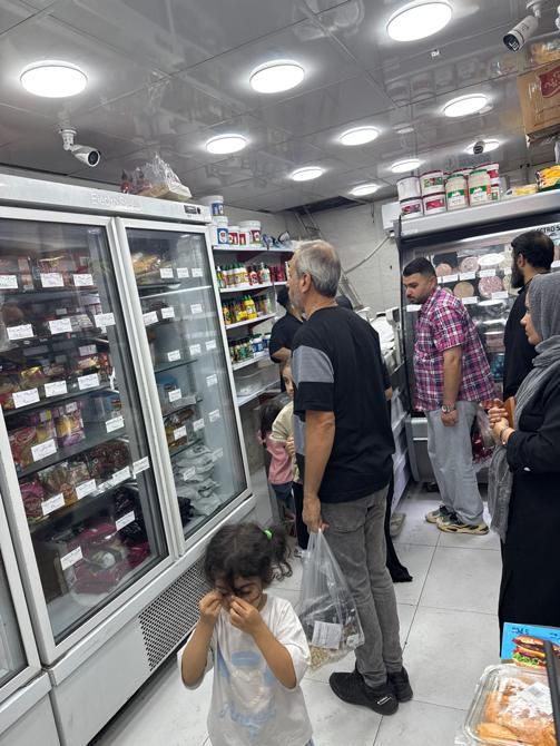 همکار آقا در فروشگاه پروتیینی سوسیس و کالباس|استخدام خدمات فروشگاه و رستوران|اهواز, نادری|دیوار