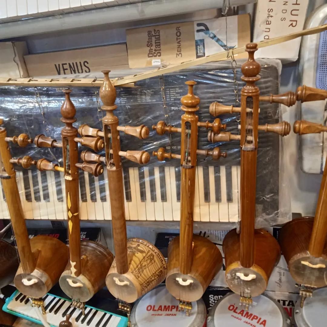 کمانچه|سازهای سنتی|خرمآباد, |دیوار