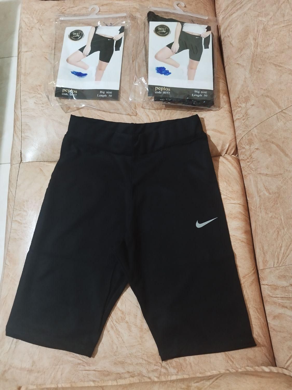 شورتک|لباس|اصفهان, برازنده|دیوار