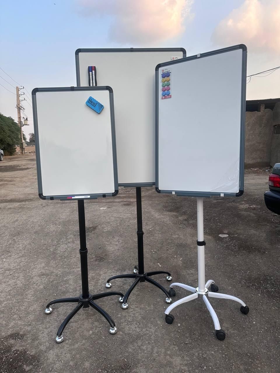 Magnetic stand whiteboard ( تخته وایت برد مدیریتی)|لوازم التحریر|تهران, امیر بهادر|دیوار